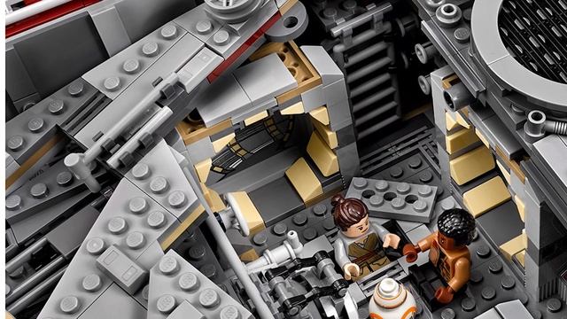 SHE IS HERE! LEGO Star Wars 75192 UCS Millennium Falcon Officially Announced!!! смотреть онлайн