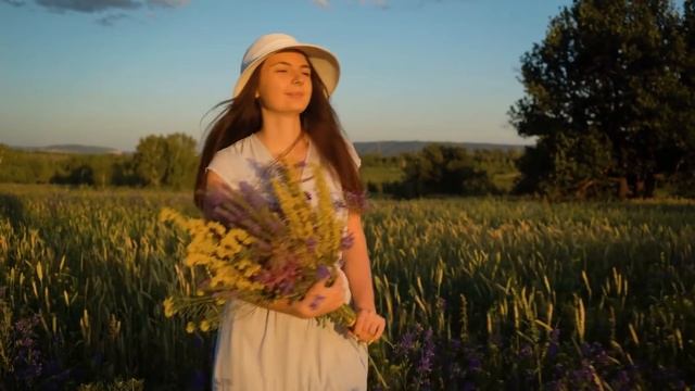 Чтобы забеременеть, девушка обратилась к деревенской ВЕЩУНЬЕ. Ценой оказалась ДУША смотреть онлайн