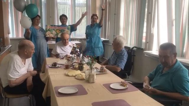 День рождения смотреть онлайн