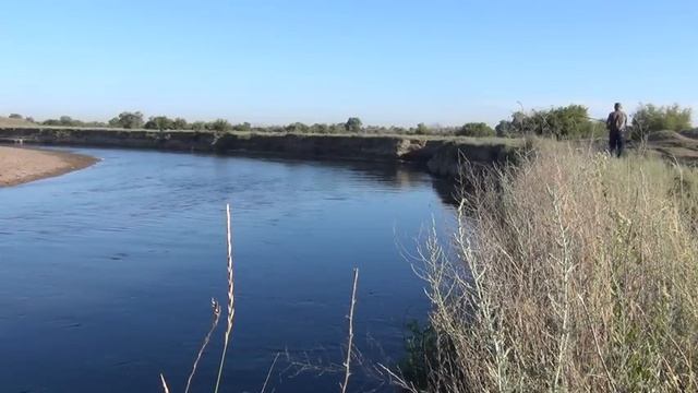 Июнь Прогулка со спиннингом смотреть онлайн
