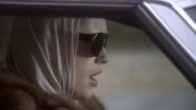 Роковая женщина - самый необычный трейлер смотреть онлайн