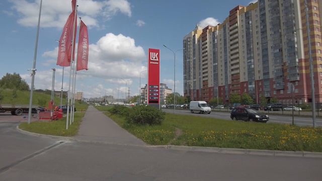 Russian Gas Station NOW: What's the Russian Gas Price During Sanctions? смотреть онлайн