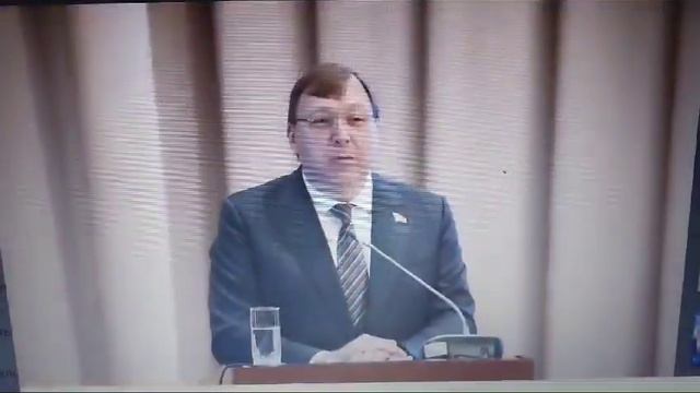 В Ростове учителей улыбнуло от заявления председателя ЗСРО Александра Ищенко смотреть онлайн