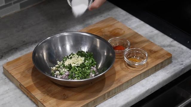 I Tested More Insane Tiktok Noodles- Joshua Weissmans Chili Garlic, Cilantro Lime Noodles, Gochujan смотреть онлайн