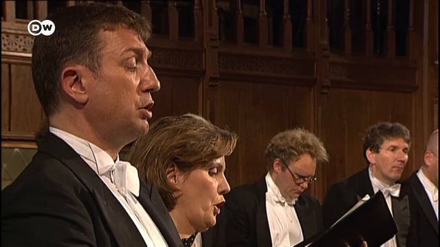 Johann Sebastian Bach: Magnificat in E-flat major | Ton Koopman, Amsterdam Baroque Orchestra & Choi смотреть онлайн