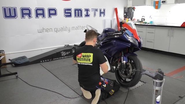 Spectacular bike wrap transformation - Redbull bike wrap custom made decals oracal 3M cast vinyl смотреть онлайн