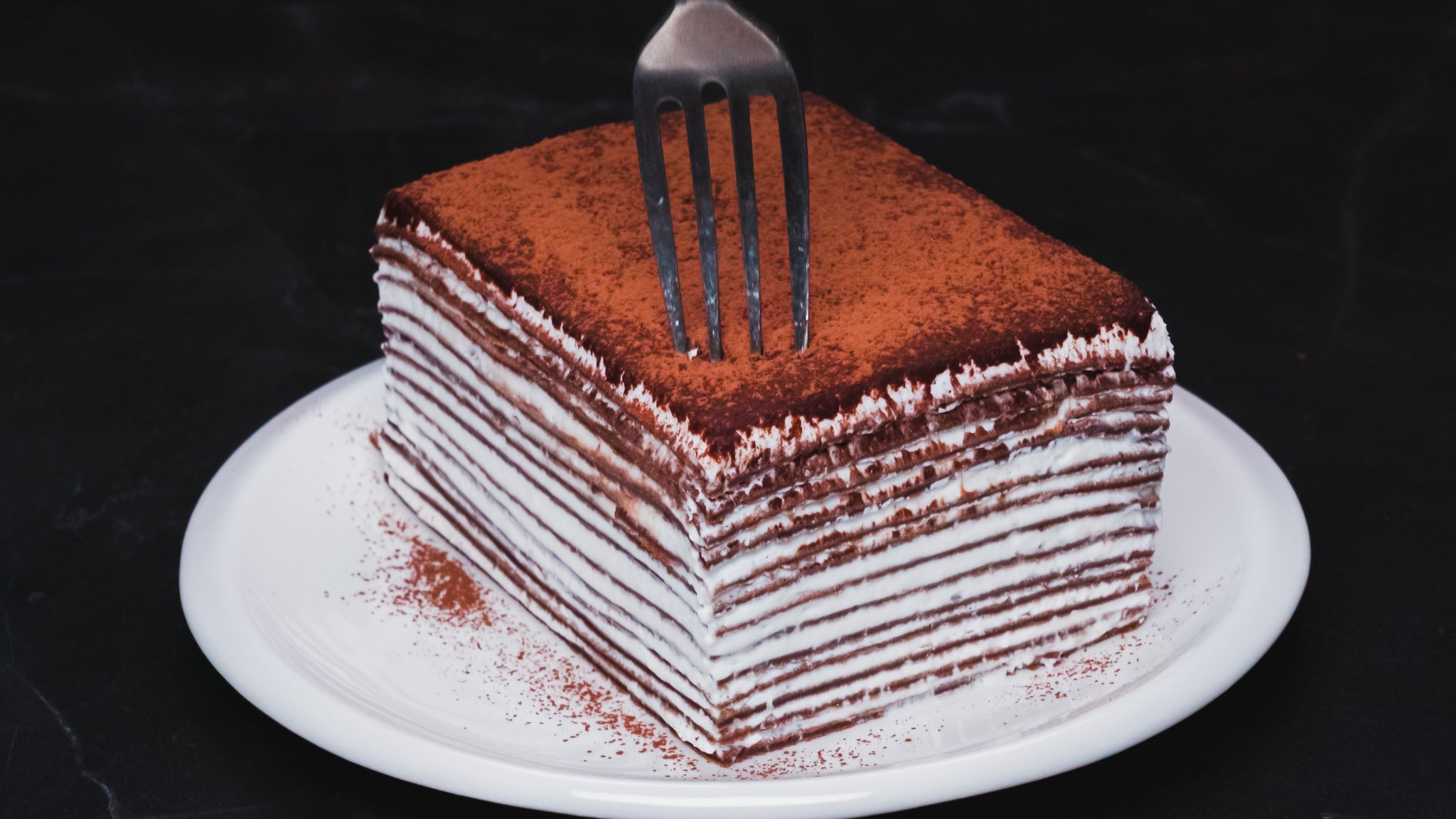 Взял сковородку и приготовил невероятный торт. Рецепт без выпечки, который все ищут смотреть онлайн