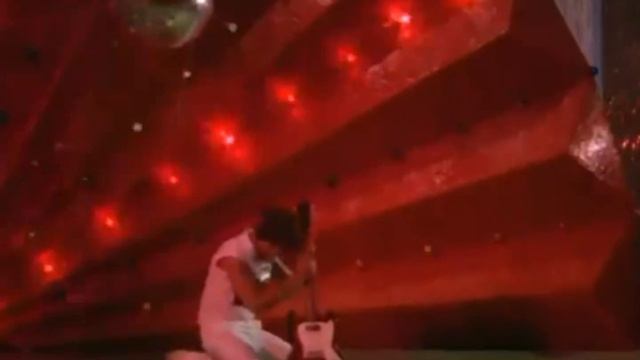 Танцор Диско - Mithun Chakraborty (Bсе для тебя- Михайлов) смотреть онлайн