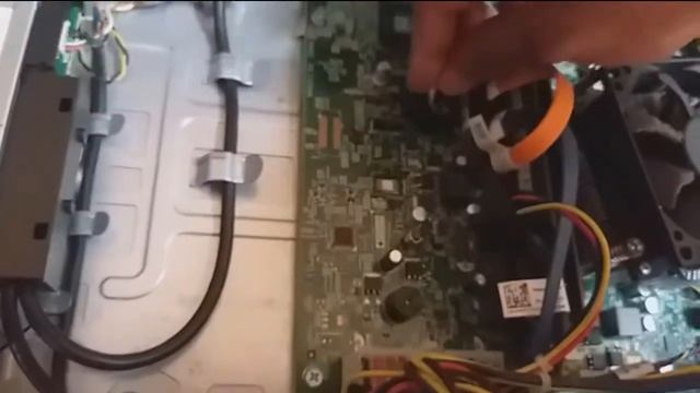5 Beeps Error And No Display. Common Fix on Dell Computer. [5 BEEP NO DISPLAY SOLVED] смотреть онлайн