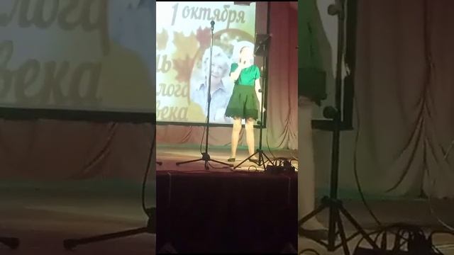 Русанова Валерия песня бабушка спой мне колыбельную смотреть онлайн