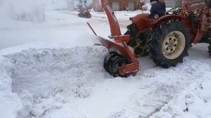 Японский навесной  снегоротор OGAWA SB1652E  для плотного снега в работе с  трактором.