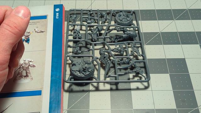 Getting Started With Warhammer 40,000 Opening and Build смотреть онлайн