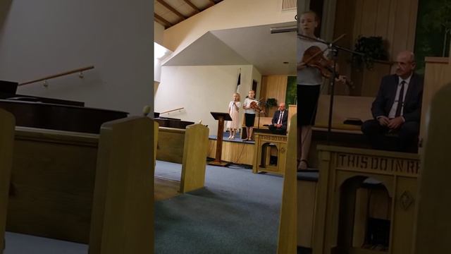 А весна пришла такая нежная | Весна вновь пришла смотреть онлайн