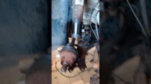 VolksWagen Jetta 2012 Замена передних амортизаторов