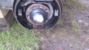 Как поменять самому задние колодки в Шкода Рапид,