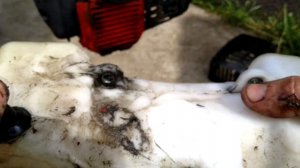 Триммер ТЕЧЕТ БЕНЗИН!!! Устраняю утечку.