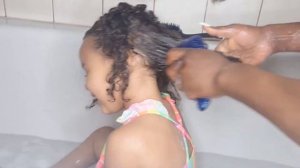 KIDS FULL WASHDAY ROUTINE (Detangle, Wash, Condition) lizzylehner