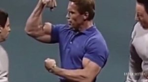 АРНОЛЬД ШВАРЦЕНЕГГЕР, бицепсы Легенды в деле