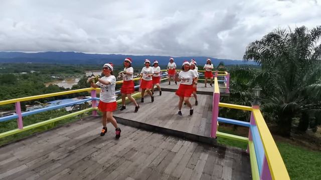 THE LAST CHRISTMAS - LINE DANCE смотреть онлайн