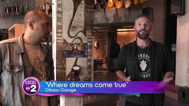 Gibson Garage смотреть онлайн