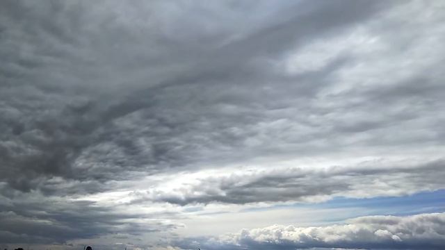 Дождевые тучи смотреть онлайн