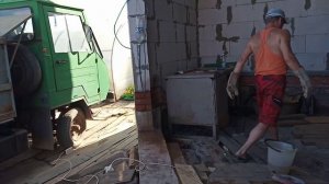 Как пилить бетон без пыли болгаркой #гараж