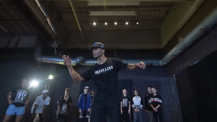 B-Dash/ Change - Wizzle Nation смотреть онлайн