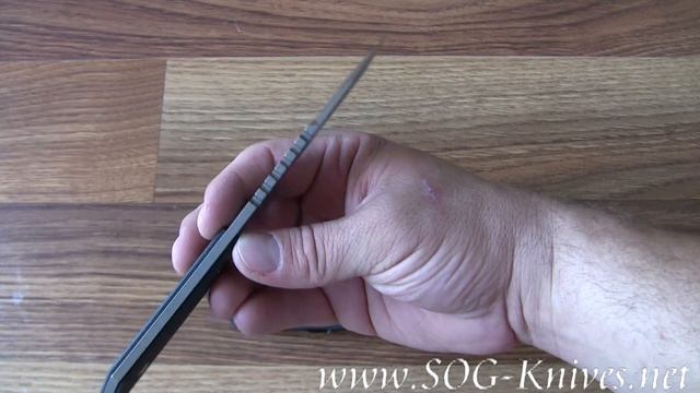 SOG Swedge I BH-01 Knife Demo смотреть онлайн