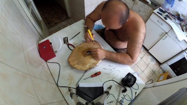 DIY. Изготовление часов из сруба вишни своими руками. смотреть онлайн