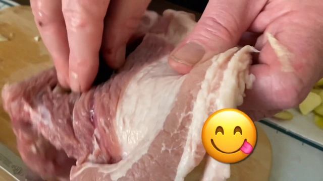 Муж готовит свой любимый рецепт, я учусь?Gefüllter Rippenbraten aus hoher Rippe vom Fleischer? смотреть онлайн
