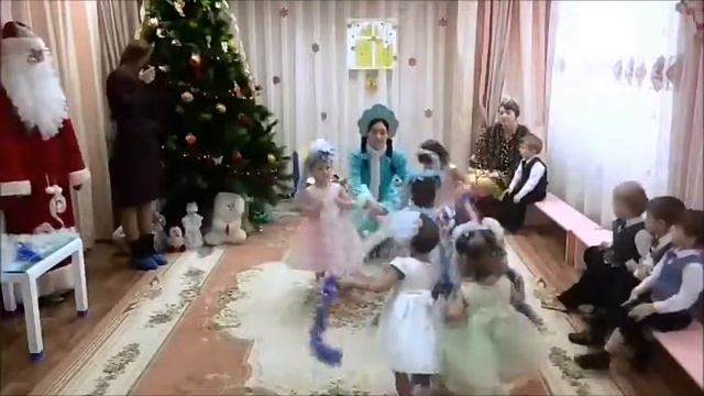 Новогодний утренник в Елецком Доме ребенка, 2016 г. смотреть онлайн