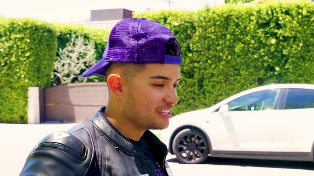 Trading Jordan 1’s To A Lamborghini (Part 6) смотреть онлайн