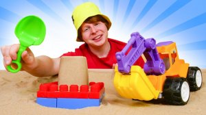Песочница: как построить высокую башню? Игры с песком и развивающие видео про машинки для детей