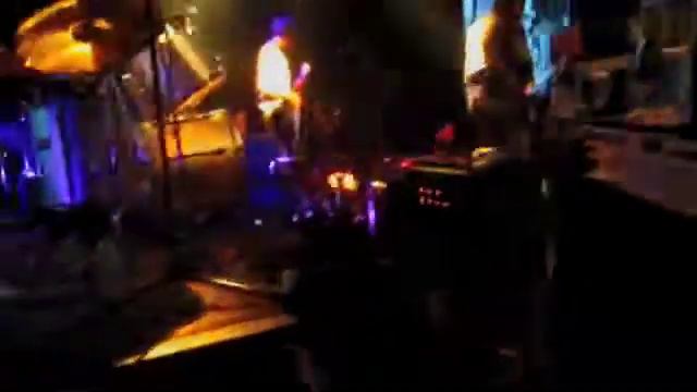 One Two Three Cheers and a Tiger - Intro + Your Behaviour Live @ WUK Vienna 09 смотреть онлайн
