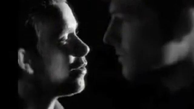 Stephen Gately Bright Eyes смотреть онлайн