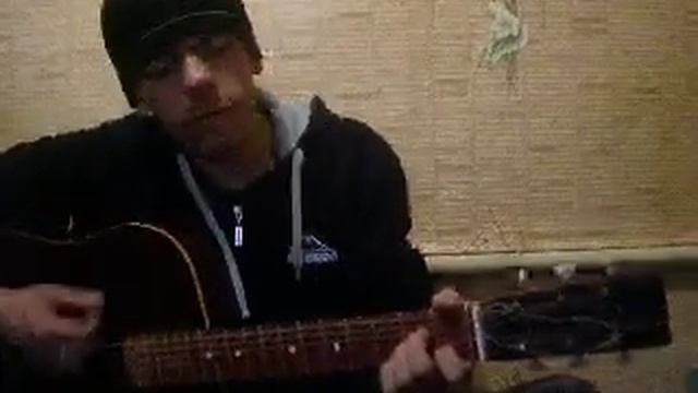 ПОД ГИТАРУ...Песня не для девушек)) смотреть онлайн