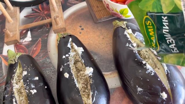 Баклажаны с Черри и сыр Сиртаки запечённые в духовке смотреть онлайн