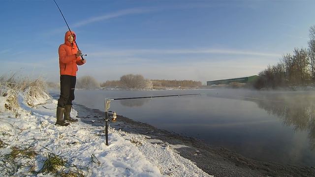 Самоподсекающая удочка FisherGoMan. Краткий обзор и рыбалка. Внимательно читать описание! смотреть онлайн