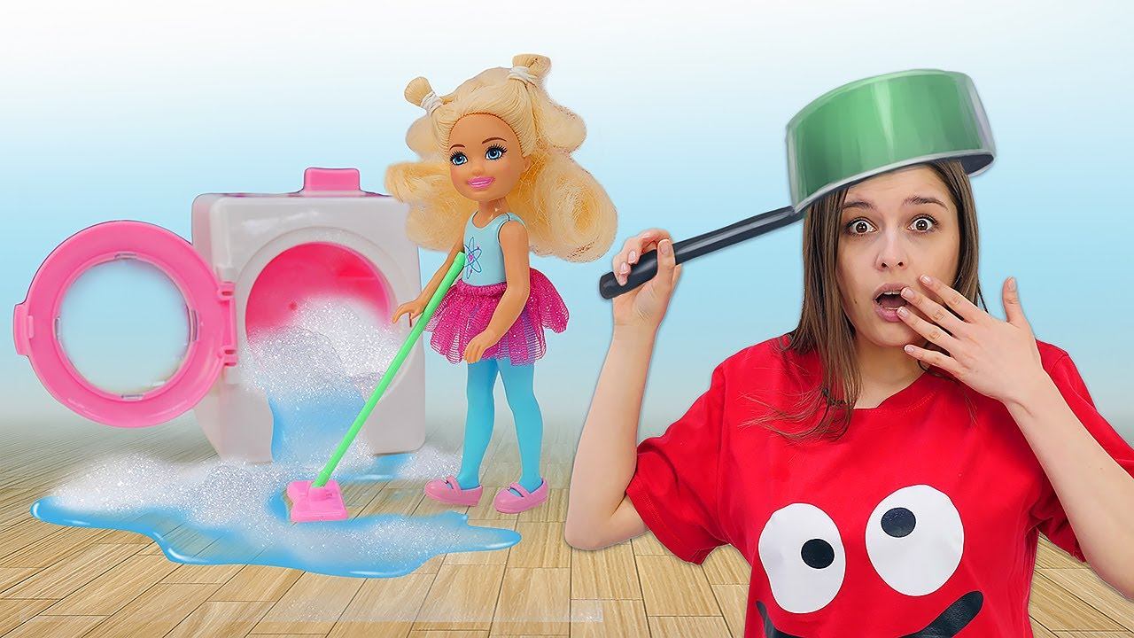 Кукла Челси потеряла форму для торта - Той Клаб ищет игрушки по подсказкам - Видео для девочек смотреть онлайн