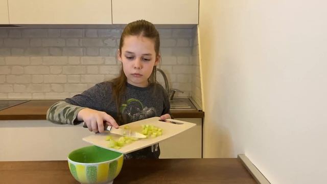Салат со свеклой и Фетой от шефа Алекса! смотреть онлайн