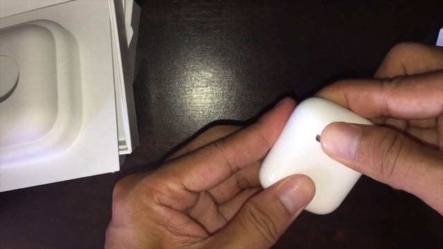 APPLE AIRPODS 1 UNBOXING 2019 смотреть онлайн