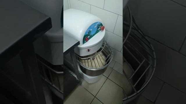 Тестомес Gastromix в Пицца Топпинг смотреть онлайн