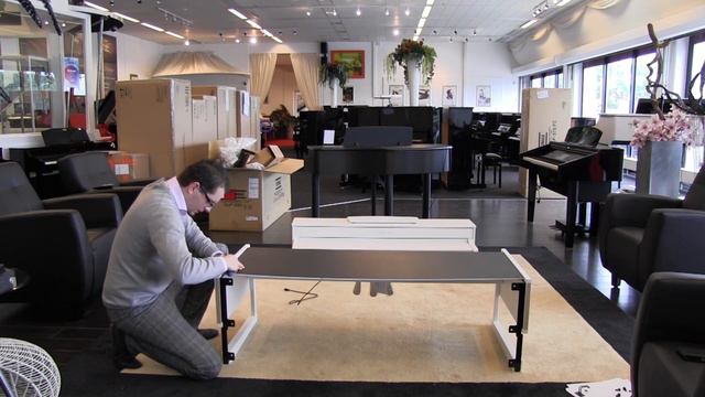 Yamaha CLP535 digitale piano unboxing video смотреть онлайн