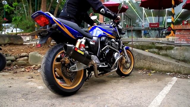 HONDA CB 400 SF смотреть онлайн