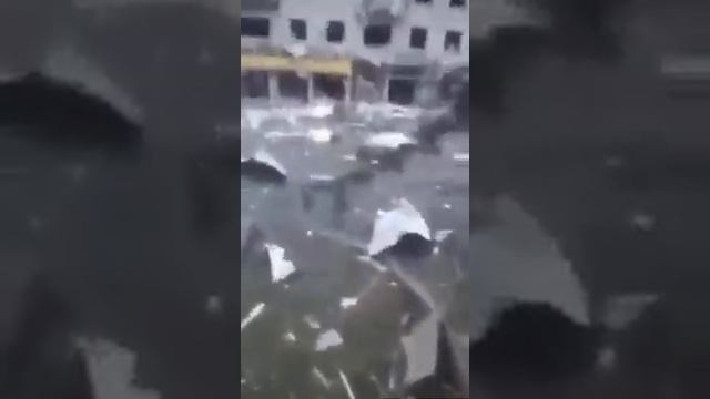 ХАРЬКОВСКАЯ ОБЛАСТЬ СЕЙЧАС утро 03.03.22❗️ Так выглядит центр города Изюм после обстрелов. смотреть онлайн