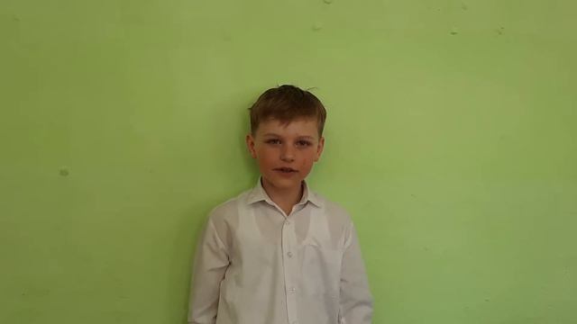Кирилл Деменев читает стихотворение Г. Ладонщикова "Родная земля" смотреть онлайн