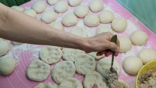 Пирожки с требухой печеные смотреть онлайн