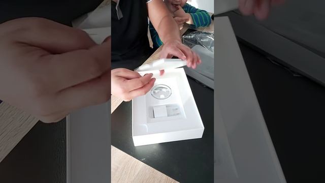 انباکس iPad Pro 11 256GB смотреть онлайн