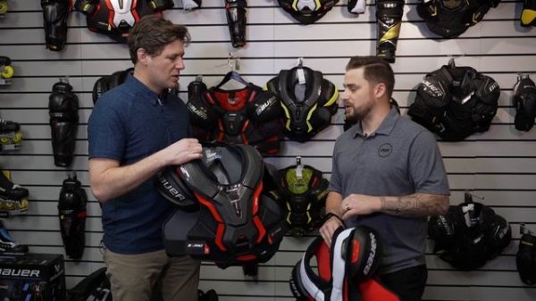 Bauer Vapor Hyperlite Shoulder Pad Line Insight