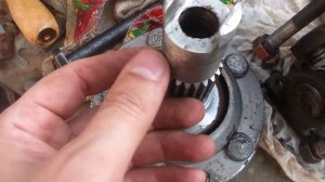 ЛуАЗ №01-2.  Сборка колёсного редуктора. Окончание.